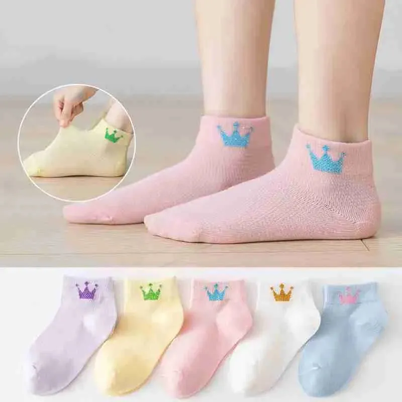 5 PCS Moisture Wicking Kids' Socks