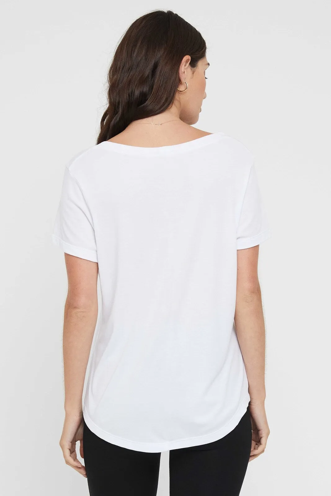 Classic Scoop Neck - White