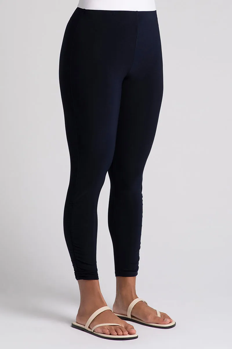 Revelry Ruched Legging | Navy