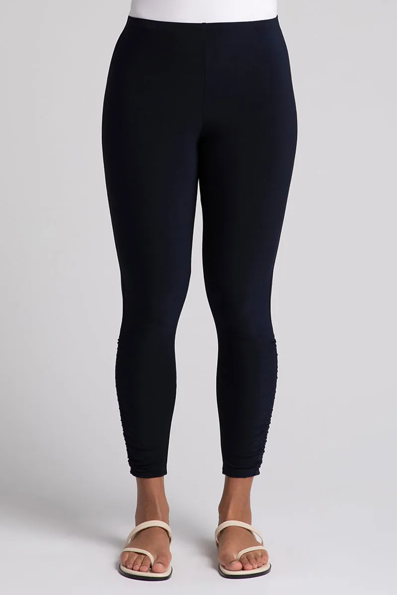 Revelry Ruched Legging | Navy