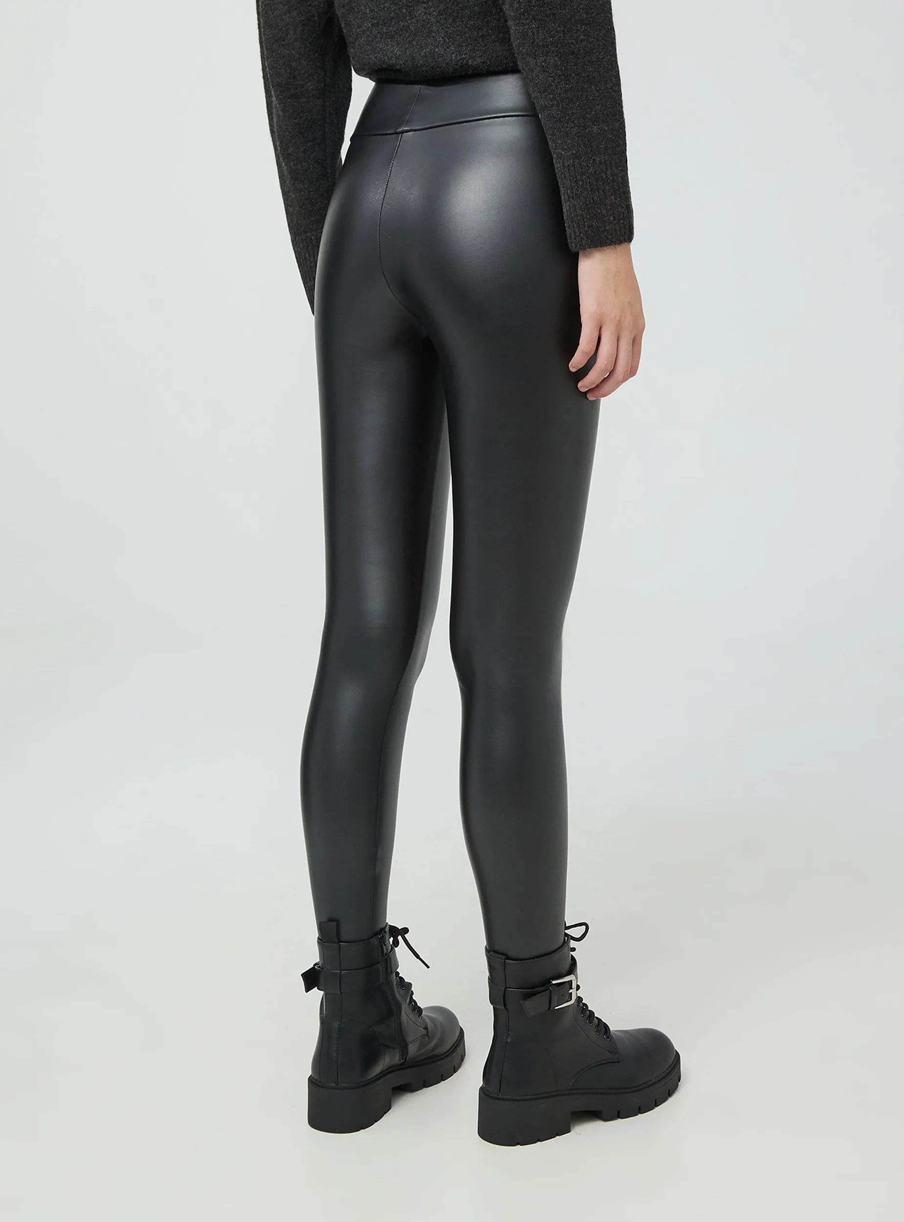 Woman Full-length leggings